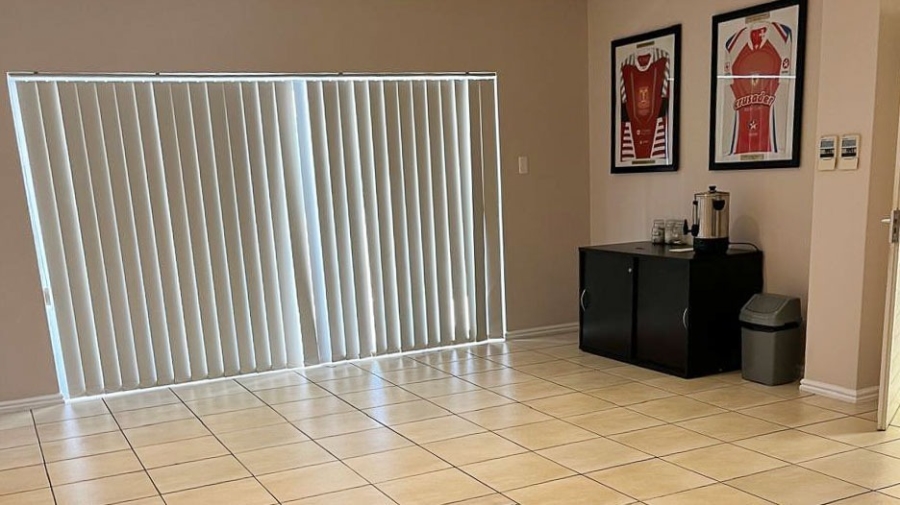 To Let Commercial Property for Rent in Newton Park Eastern Cape